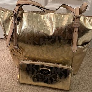 MK purse and wallet